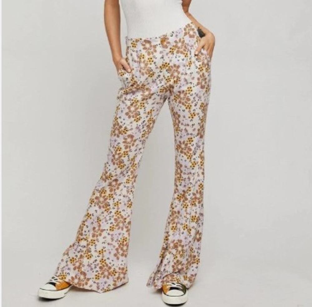 Free People Can't Take My Eyes Off of You Floral Flare Pants Sz M NWT